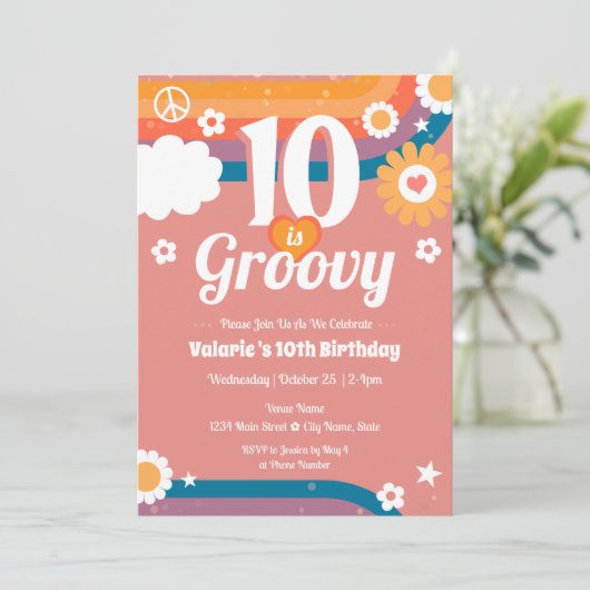 Retro Groovy 10. Geburtstag Einladung (Stehend Vorderseite)
