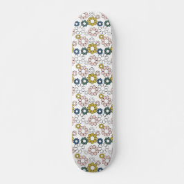 Retro Groovy 60er 70er Floral Skateboard