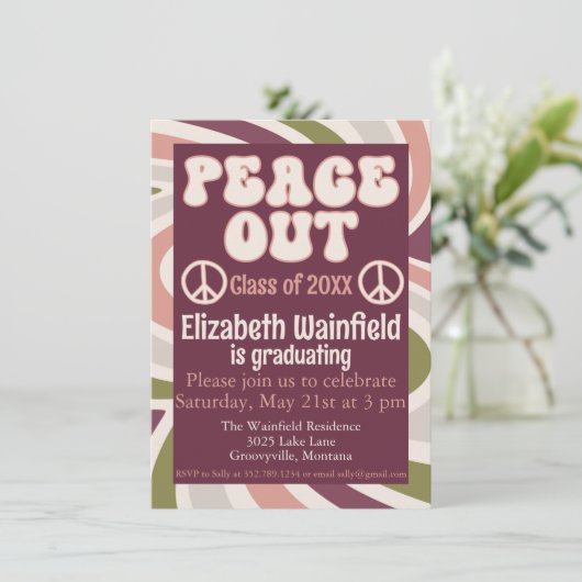 Retro Groovy Abschluss - Peace Out Einladung (Stehend Vorderseite)