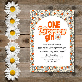 Retro Groovy Arch Bright Orange Daisy 1. Geburtsta Einladung