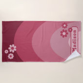 Retro Groovy Arch Daisy Personalisiert Strandtuch (Vorderseite)