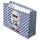 Retro Groovy Blue Checkered Santa Claus Christmas  Große Geschenktüte (Vorderseite Schrägansicht)