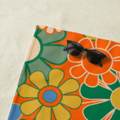 Retro Groovy Blume 60er 70er Floral Pattern Bride Strandtuch (Beispiel)