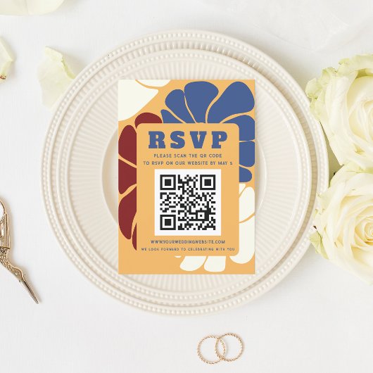 Retro Groovy Boho Chic Floral Wedding QR CODE RSVP Karte
