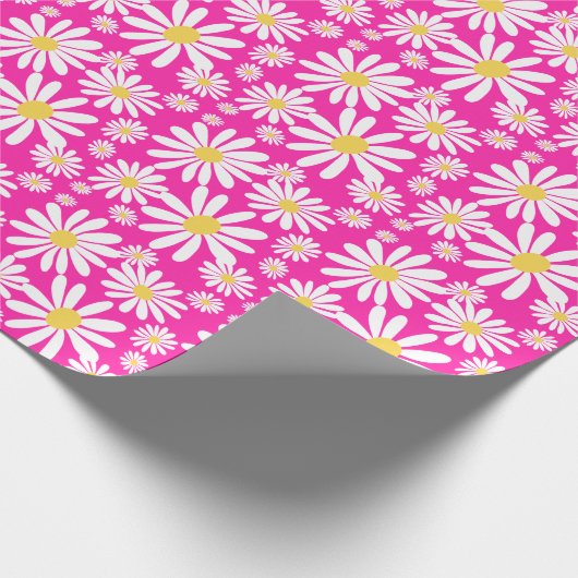 Retro Groovy Daisies Spring Daisy Pattern Pink Geschenkpapier (Ecke)