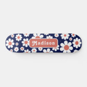Retro Groovy Daisy Mustername Blau Skateboard (Horizontal)