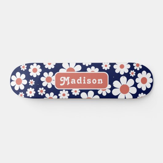 Retro Groovy Daisy Mustername Blau Skateboard (Horizontal)