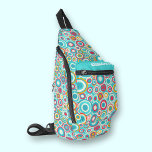 Retro Groovy Dot Muster Crossbody Bag<br><div class="desc">Diese stilvolle Tragetasche zeichnet sich durch ein rundum funky Retro-Punktmuster in rauschigen Farben aus und trägt den Namen oben auf der vorderen Hosentasche. Drei mit Reißverschluss ausgestattete Fächer können Ihre Schlüssel, Brieftasche, Telefon, Kamera und vieles mehr einfach aufbewahren. Tragen Sie ihn als Kreuz oder über einer Schulter und befestigen Sie...</div>
