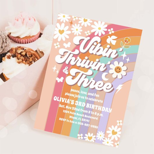 Retro-Groovy-Einladung zum 3. Geburtstag Einladung