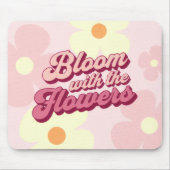 Retro Groovy Erblühe mit den Blumen Mousepad (Vorne)