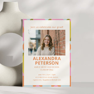 Retro Groovy Farbige Foto-Abschlussfeier 2026 Einladung