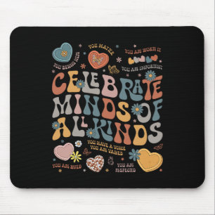 Retro Groovy Feiert Köpfe Aller Art Autismus A Mousepad