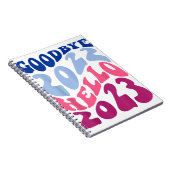 Retro Groovy Goodbye 2022 Hallo 2023 Neujahr Notizblock (Rechte Seite)