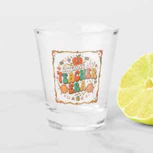 Retro Groovy "Meine Lehrer-Ära Beginnt" Design Schnapsglas