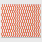 Retro Groovy Orange Wavy Stripe Geschenkpapier (Flach)