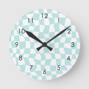 Retro Groovy Pastel Blue White Checks Checkered Runde Wanduhr