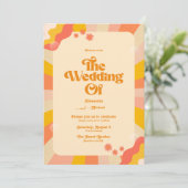 Retro Groovy Pink and Gold Wave Wedding Einladung (Stehend Vorderseite)