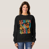 Retro Groovy Proud Mom Senior 2023 Hippie Floral G Sweatshirt (Vorne ganz)