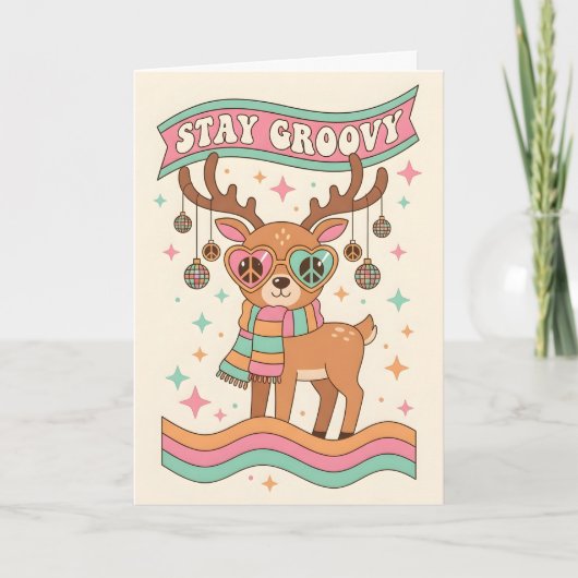 Retro Groovy Reindeer Merry Christmas Feiertagskarte (Vorderseite)