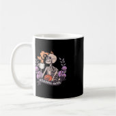 Retro Groovy Skeleton Bleibe Alive Coffee Hallowon Kaffeetasse (Links)