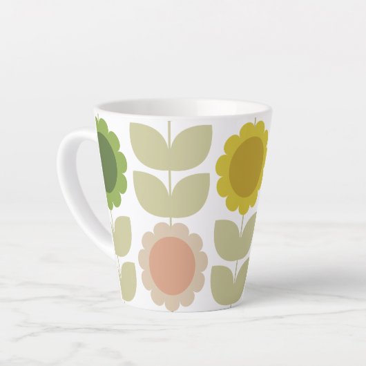 Retro Groovy Sommerblumen Stiele Milchtasse (Linke Ecke)