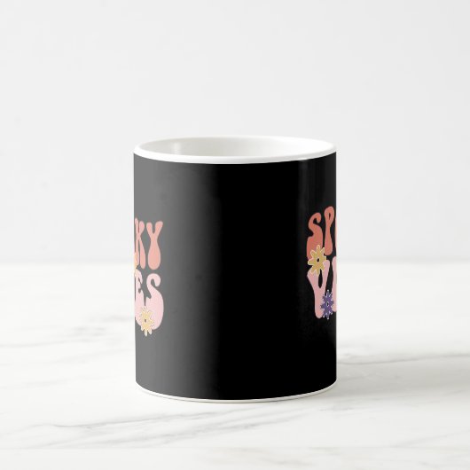 Retro Groovy Spooky Vibes Halloween Kaffeetasse (Mittel)