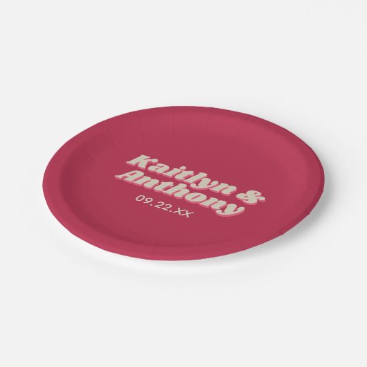 Retro Groovy Viva Magenta Wedding Pappteller (Schrägansicht)