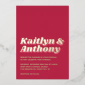 Retro Groovy Viva Magenta Wedding Real Folieneinladung (Vorderseite)