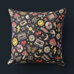 Retro Grunge Sunshine Bliss Kissen<br><div class="desc">A bold fusion of 90s street style and retro optimism. This design features a classic happy, face centered within a radiant sun, flower silhouette. The artwork utilizes heavy grunge, design elements, including distressed textures, faded color palettes, and rough edges to create a weathered, vintage look that balances positivity with an...</div>