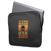 Retro-Halloween-Schreck-Schädel-Design_1 Laptopschutzhülle (Vorderseite Links)