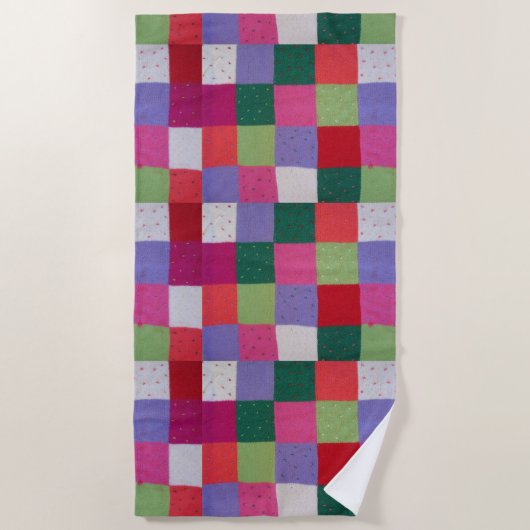 Retro handgestrickte bunte Patchwork-Quadrate Strandtuch (Vorderseite)
