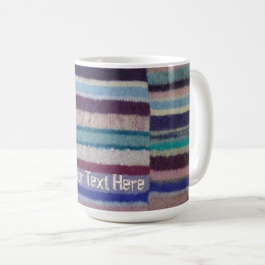 Retro handgestrickte farbenfrohe Streifen Spaß Kaffeetasse (VorderseiteRechts)