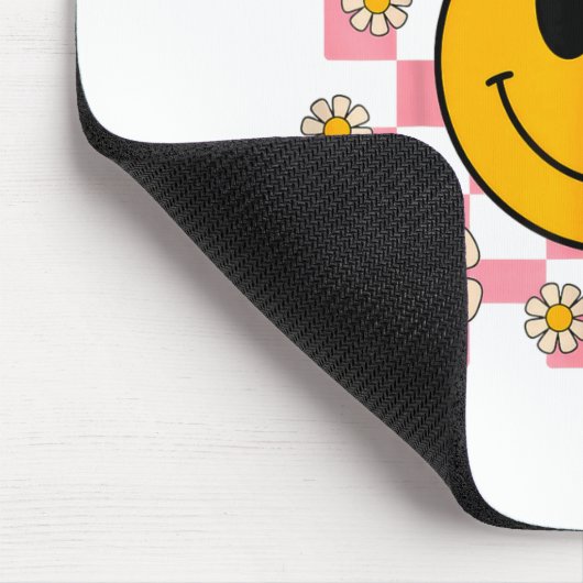 Retro Happy Face Shirt Checkered Pattern Smile Fac Mousepad (Ecke)