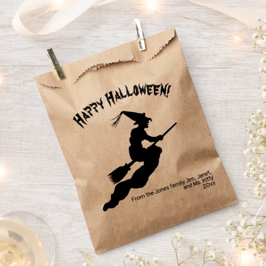 Retro Happy Halloween Hexe auf einer Broom-Silhoue Geschenktütchen (Ausgeschnitten)