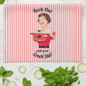 Retro Hausfrau Rock Out mit Crock Out Geschirrtuch (Gefaltet)