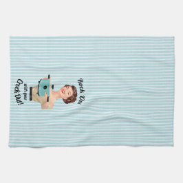 Retro Hausfrau Rock Out mit Crock Out Geschirrtuch