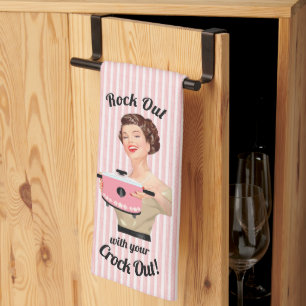 Retro-Hausfrau rockt: Rock Out with your Crock Out Geschirrtuch