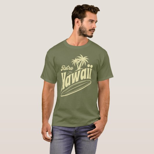 Retro Hawaii Vibes with Palm Trees and Surfboard  T-Shirt (Vorne ganz)