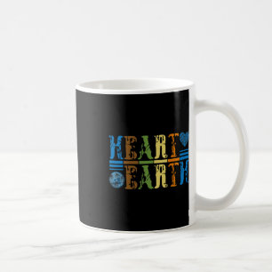 Retro Heart Earth Anagram Vintag Earth Day Liebe Kaffeetasse