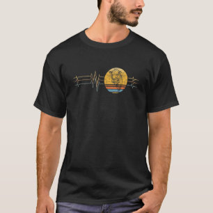 Retro-Herzschlag-Kuh-Tierrettung-Liebe-Lebenslinie T-Shirt