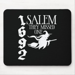 Retro Hexe Salem 1692 verpassten sie eine Hexenhal Mousepad