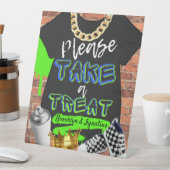 Retro Hip Hop Urban Bitte nehmen Sie eine Leckerei Sockelschild (In Situ)