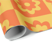 Retro-Hippie-Blume auf der Checkerboard Gelbes Ora Geschenkpapier (Rolleneckpunkt)