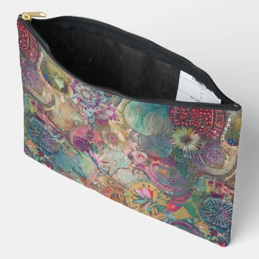 Retro Hippie: Fantasy Zippered Pouch Zubehörtasche (Offen)