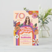 Retro Hippie Girl 70's Groovy Birthday Party Einladung (Stehend Vorderseite)