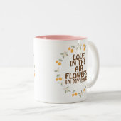 Retro Hippie positives Zitat Zweifarbige Tasse (VorderseiteRechts)