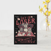 Retro-Horror Männer verlieren sich, wenn sie sich Karte (Gelbe Blume)