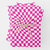 Retro Hot-Pink-Karo Warped Checkered Dorm Geschenkpapier Set (Beispiel)