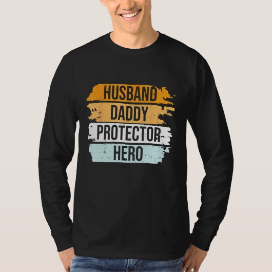 Retro Husband Daddy Protector Hero Father s Day Fo T-Shirt (Vorderseite)