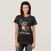 Retro Huzzah Raccoon Knight Funny Sword Meme Quote T-Shirt (Vorne ganz)